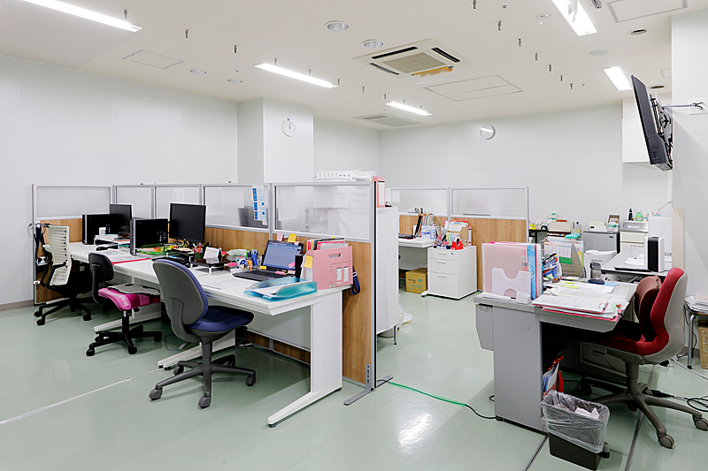 1F スタッフルーム